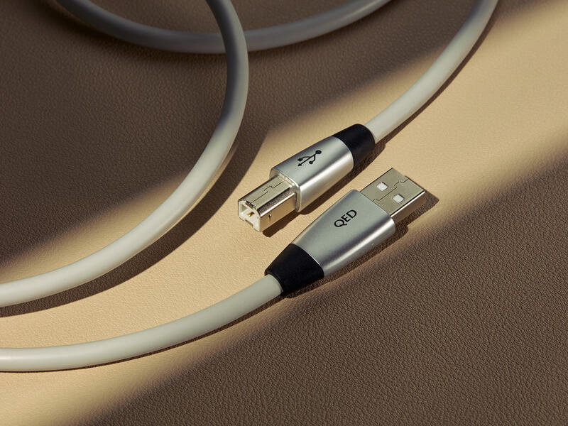 QED_Performance_2_USB_A-B_web