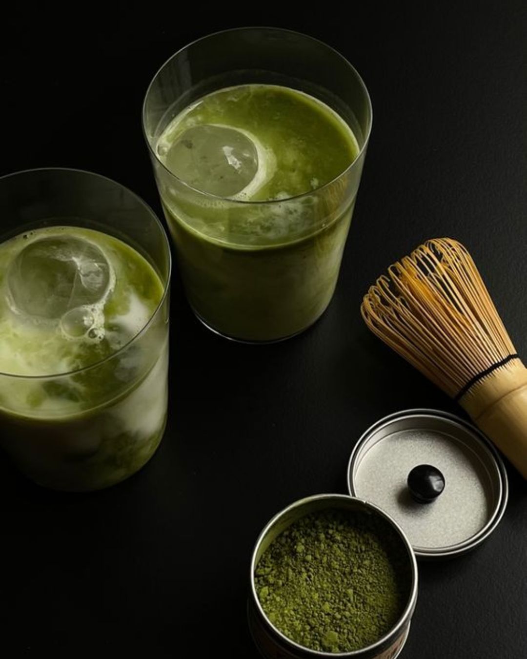 Iced-matcha-latte-tenisky