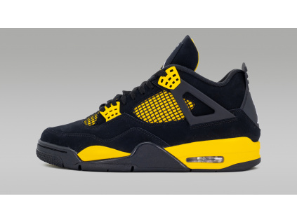 Air Jordan 4 Retro Thunder 2023 1