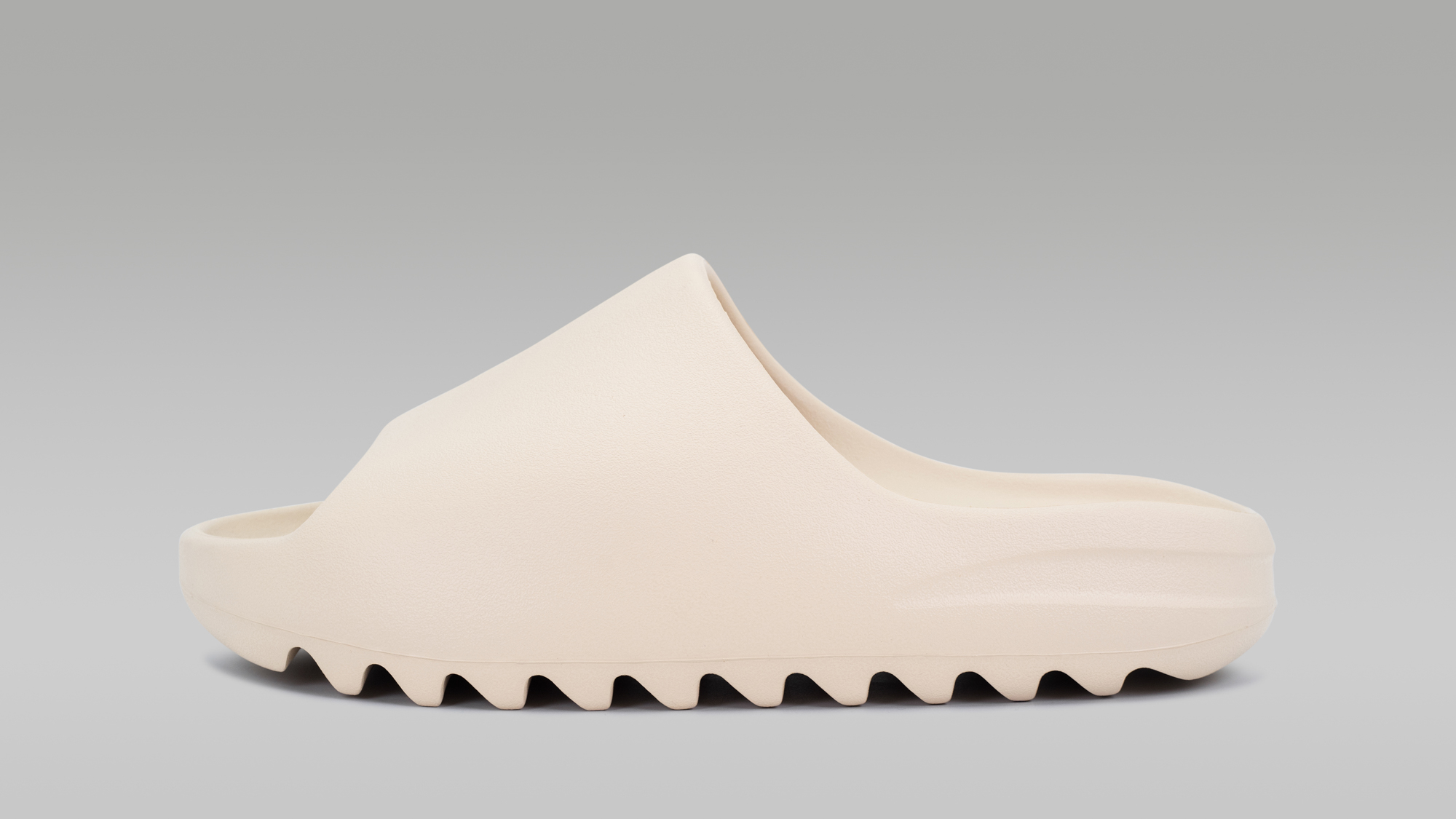 adidas gazelle silver green womens Used adidas Yeezy Slide Bone (2022/2023 Restock) (FZ5897)