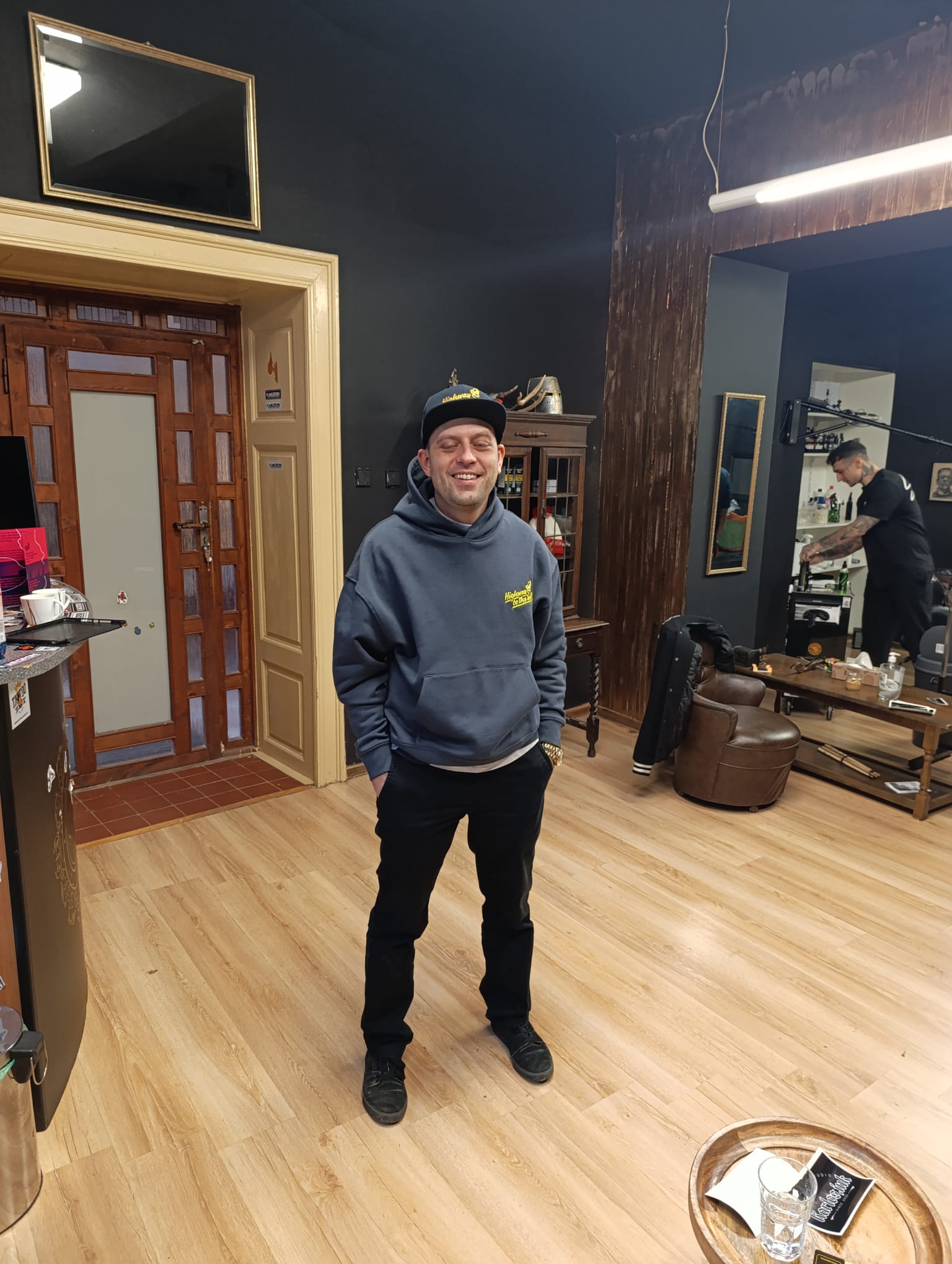 IMG-20251206-WA000567