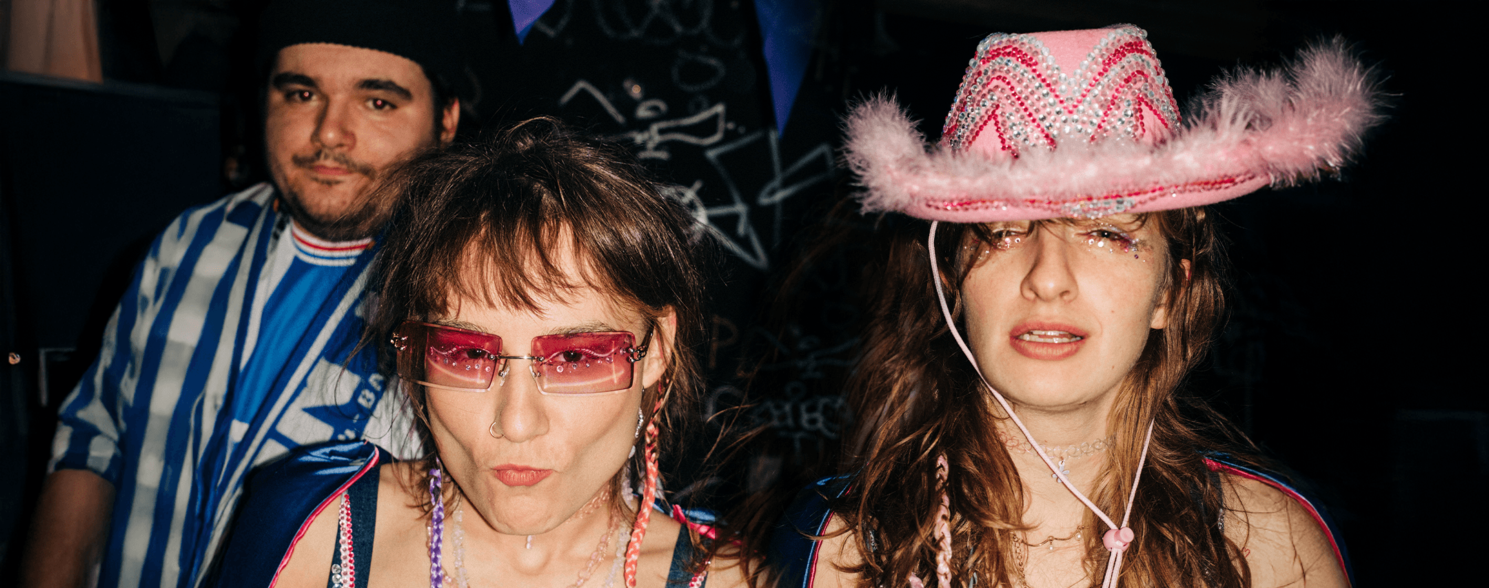 Extrémní show HihiHahaHolky