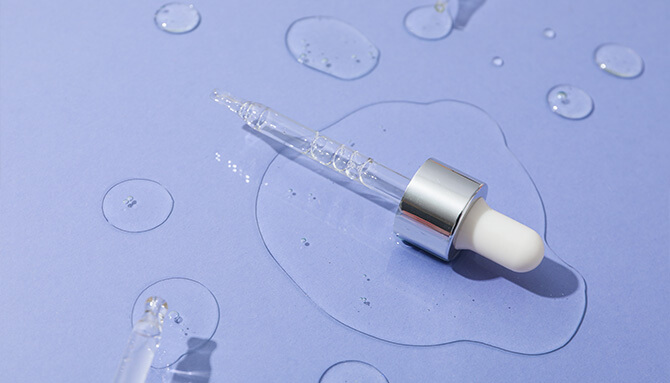 Kyselina hyaluronová: Tajemství hydratace a mladistvé pleti