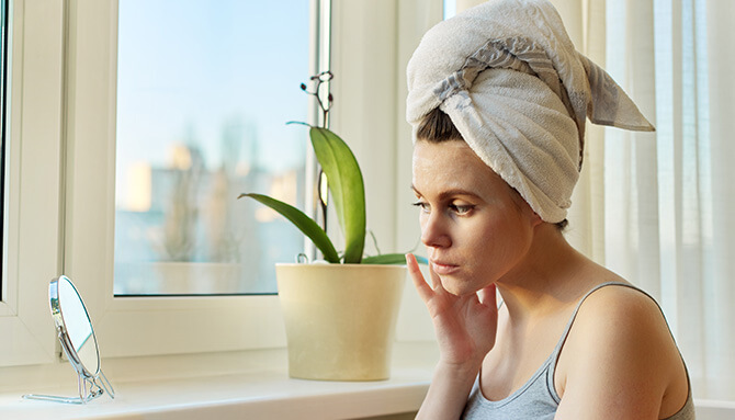 Zbavte se pigmentových skvrn přírodně: Síla bylinného krému na vaší straně