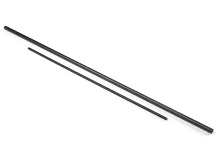 Extra 300 1.3m: Spojovací trubka křídel