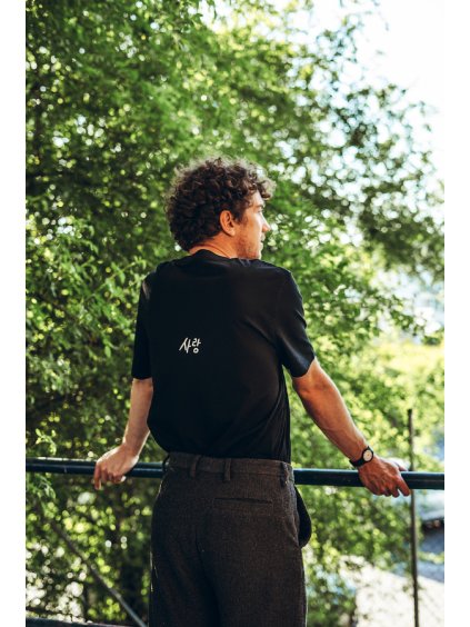 Unisex černé tričko Korejská láska 2.0