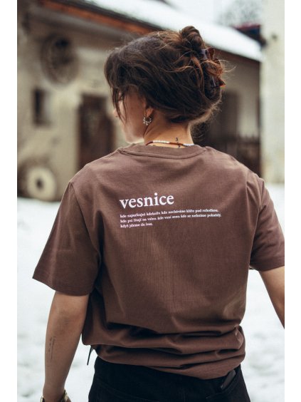 Unisex oversized hnědé tričko Vesnice