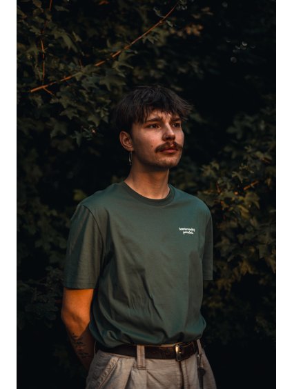 Unisex zelené tričko Kavárenský povaleč