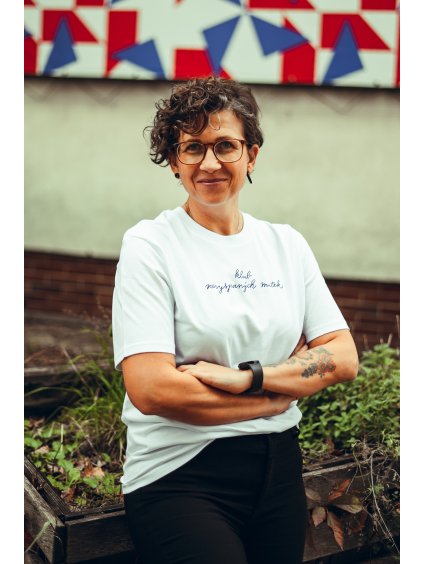 Bílé tričko Klub nevyspaných matek