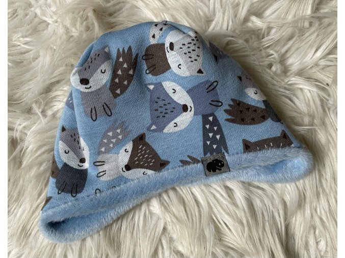zateplená čepička Fox blue. Oblečení pro miminka. České oblečení. Modrá. Šedá. Motiv lišky. Neutrální. Hippokids