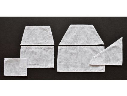 043P Golden Hind 1 110 02