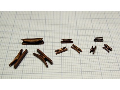 HiSModel - metal cleat 01