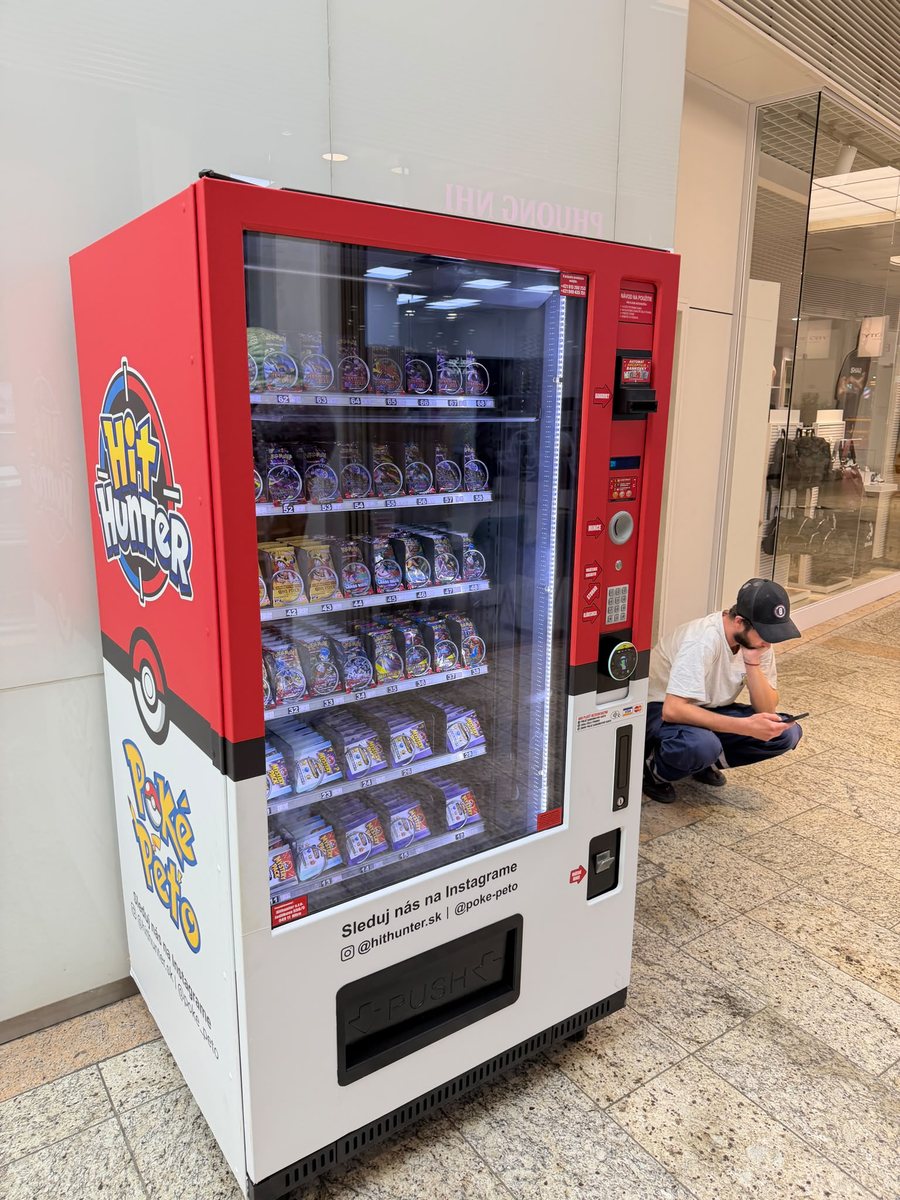 Hithunter automat na Pokémon karty v Aupark Piešťany