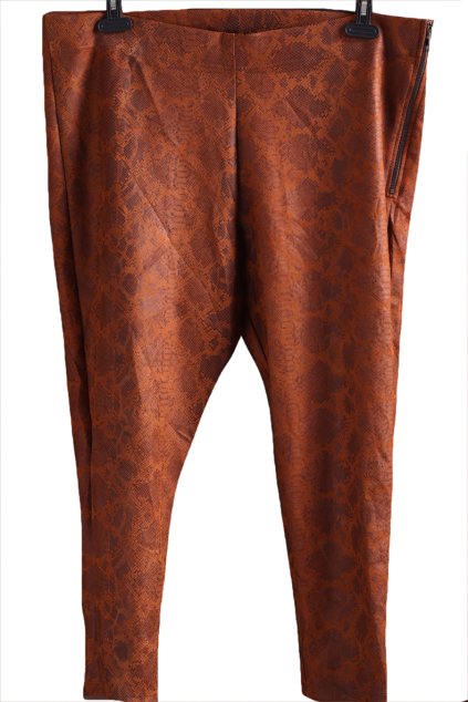 Dámské hnědé kalhoty se vzorem krokodýlí kůže  / Marks & Spencer / XXXL (52) / UK 24/ ANGLIE