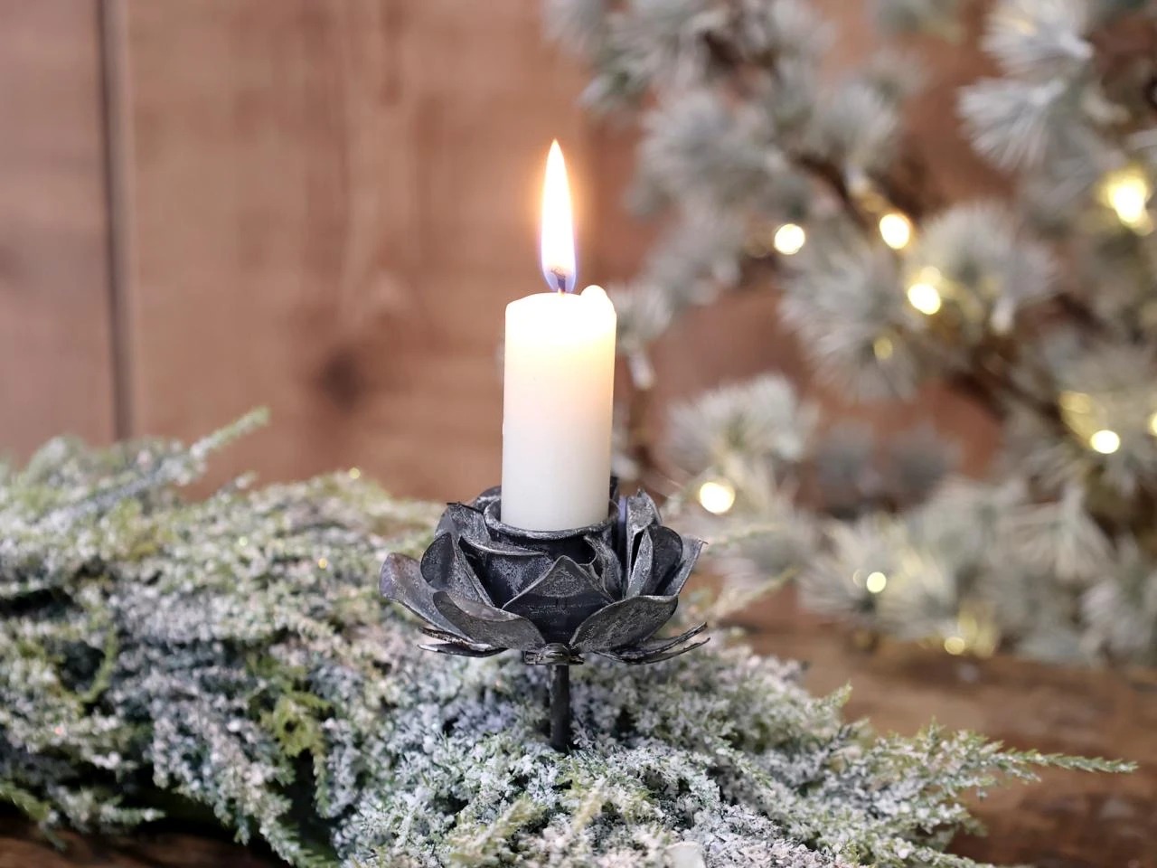 Přírodní advent: vánoční výzdoba ze dřeva, ratanu a proutí