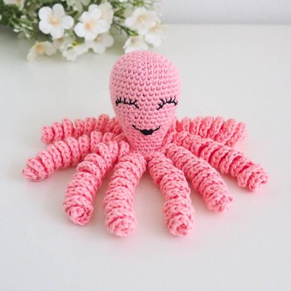 Háčkovaná chobotnička pre bábätko Ružová