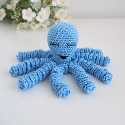 Háčkovaná chobotnička pre bábätko Modrá
