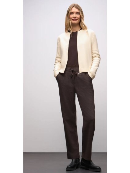 Pohodlný svetr se zipem