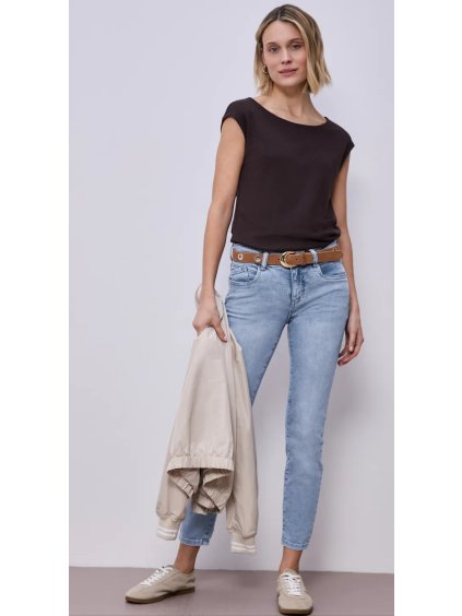 Džíny slim fit s středně vysokým pasem