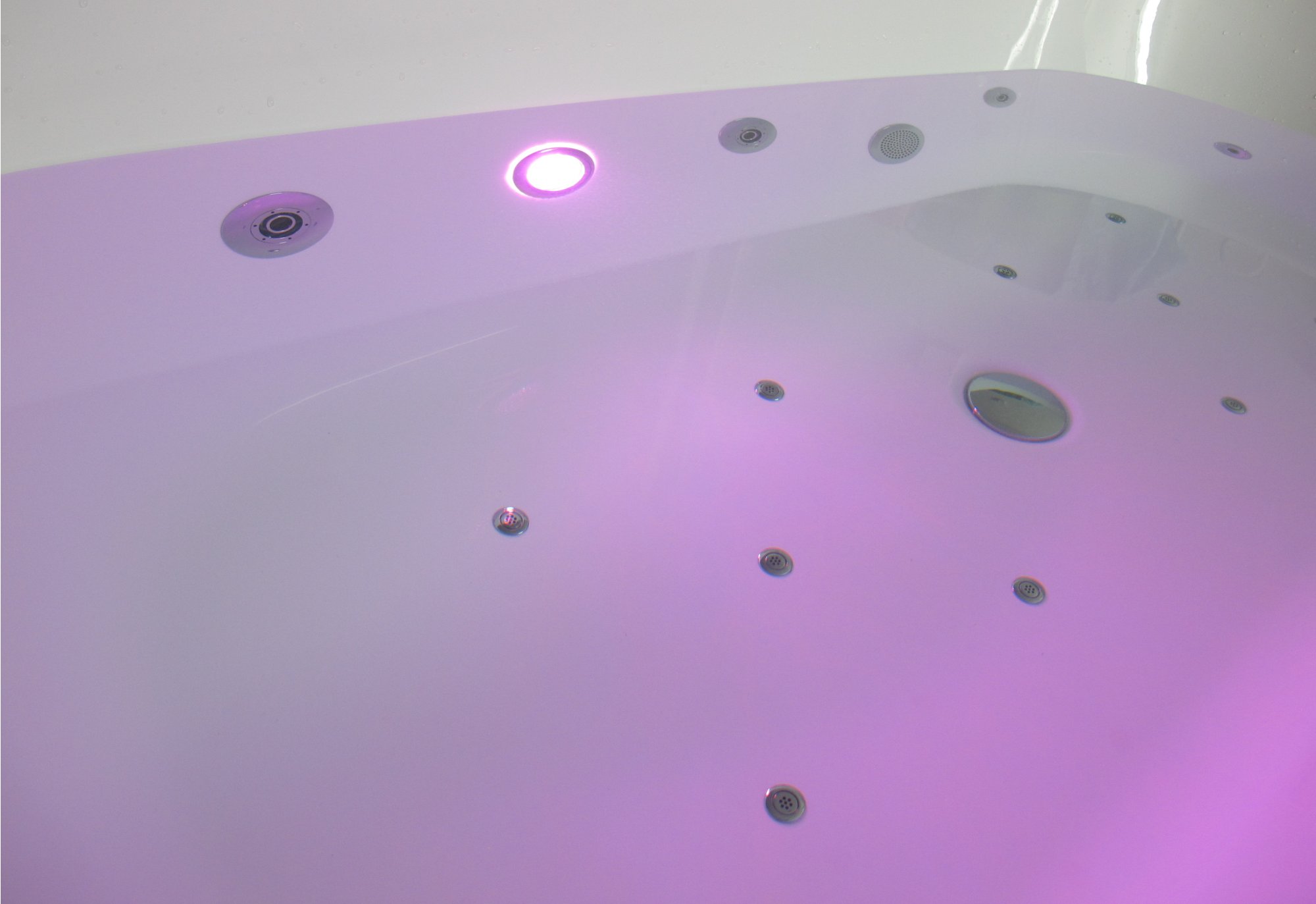 Vyhnite sa najčastejším chybám pri kúpe hydromasážnej vane