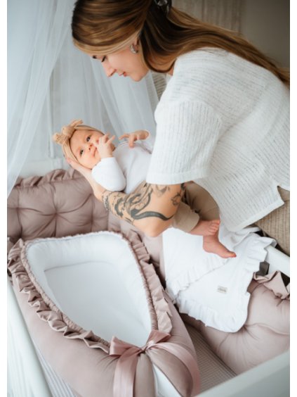 hnizdecko pro miminko pudrove (5)