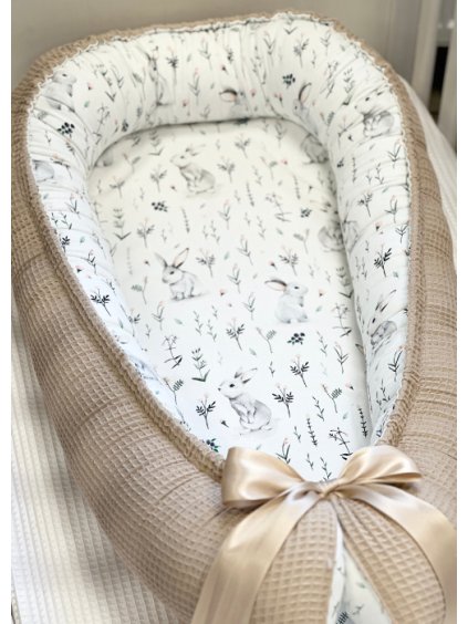 hnizdecko pro miminko zajicci s bezovou vafli