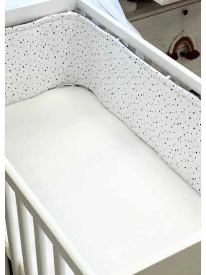 plochy mantinel cerny puntik