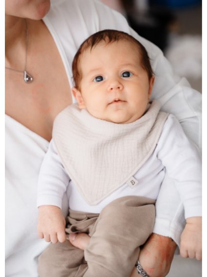 muselinovy slintacek svetle bezovy