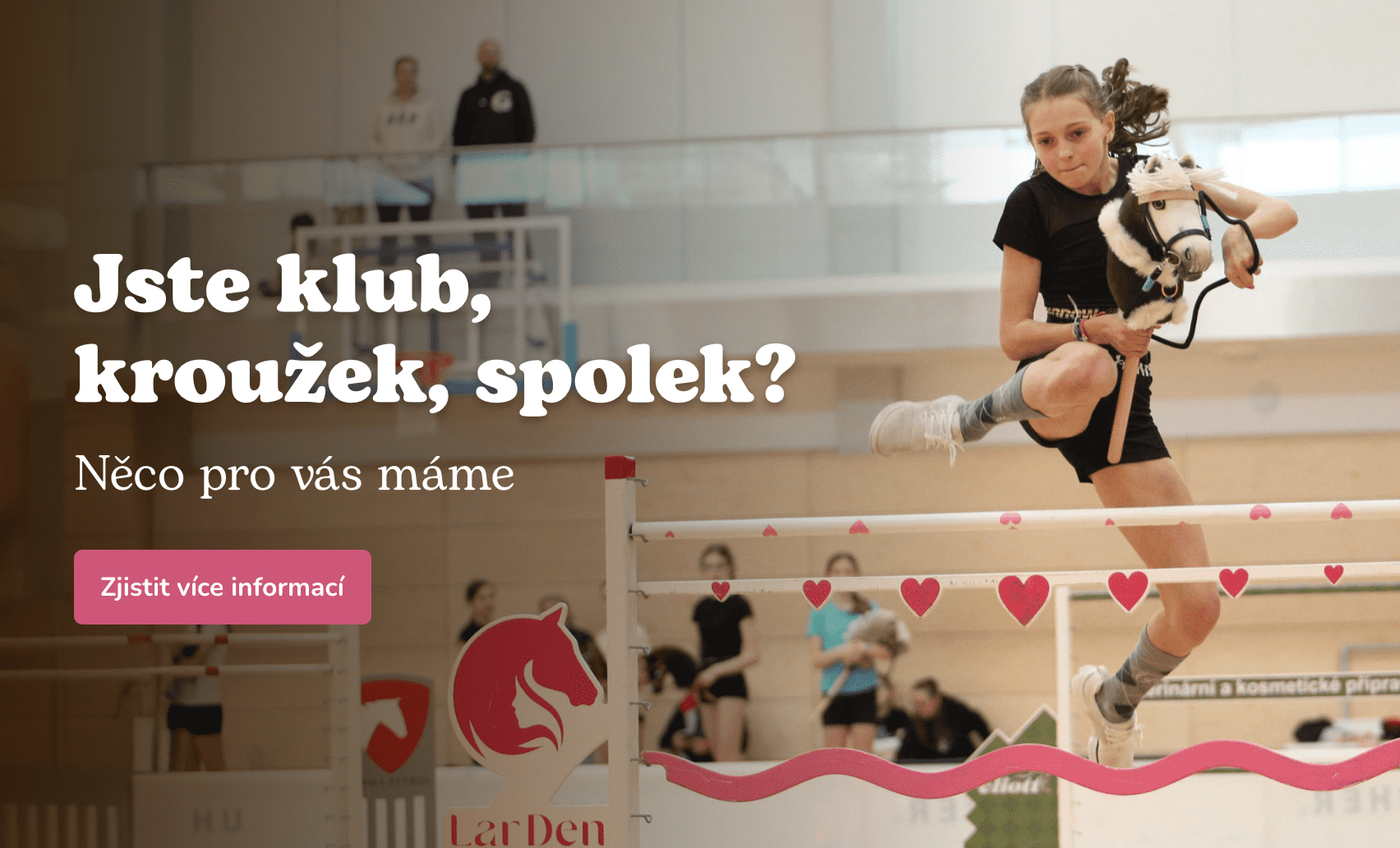 Hobby Horse a překážka