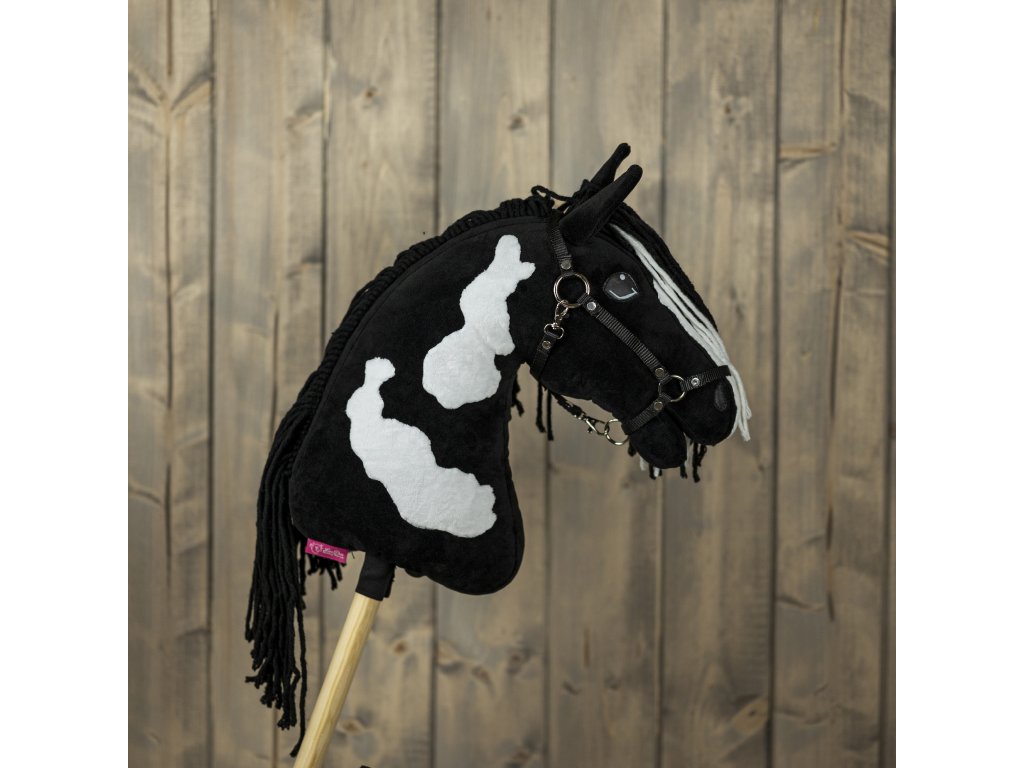 Hobby Horse Merlin with black halter - Hobby Horse LarDen