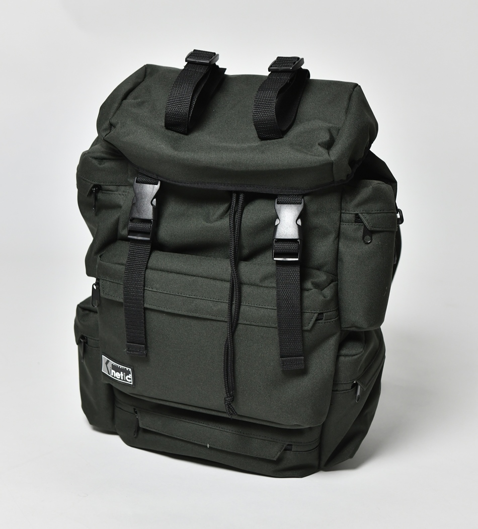 Batoh rybářský KINETIC (1+4 kapsy, 35 litrů), barva černo-zelená