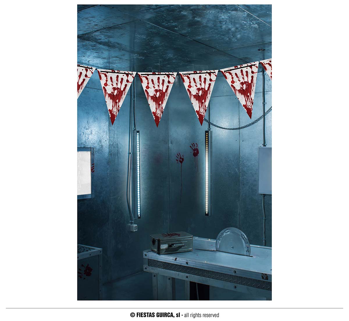 Guirca Vlaječky s motivem krve 300 cm, 20x30 cm