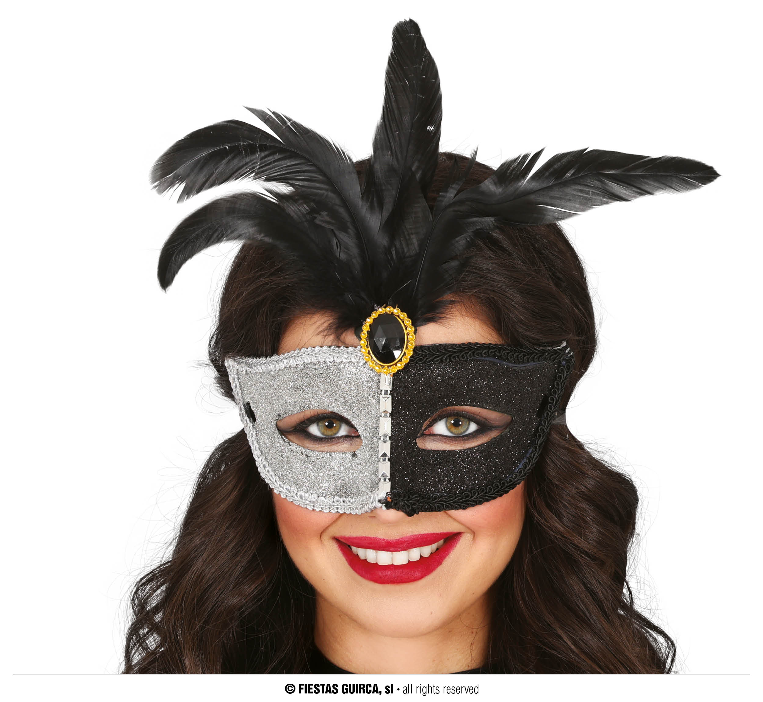 Guirca Černobílá škraboška s černým peřím