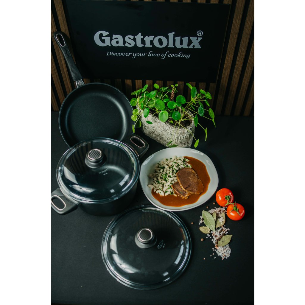 Sada pánev a hrnec pro indukční ohřev