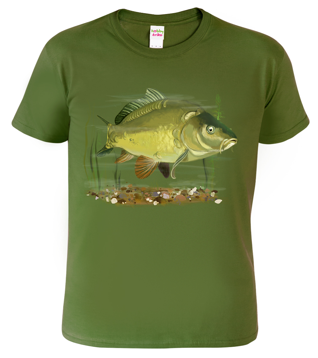 Pánské rybářské tričko - Kapr obecný Barva: Vojenská zelená (Military Green), Velikost: M