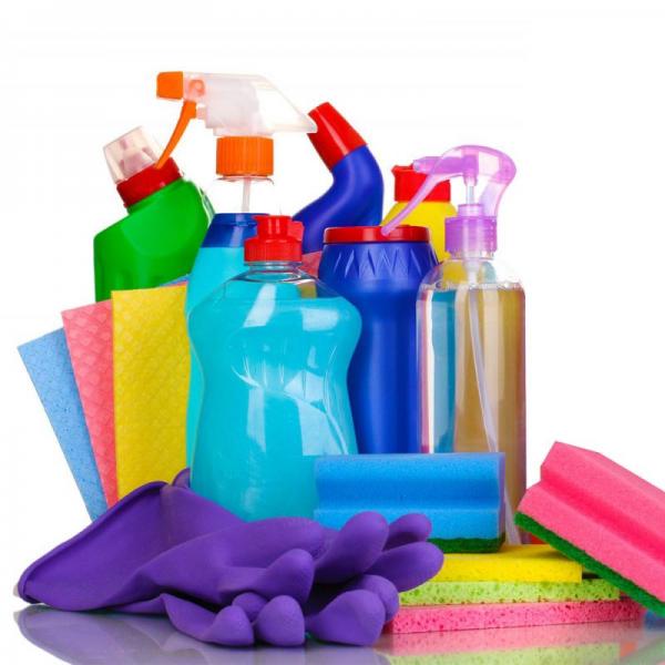 Univerzálne čistiace prostriedky