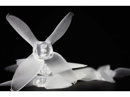 12153 3 propellers emax avan micro clear