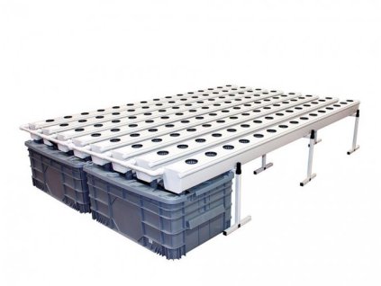Aeroponický systém pro 120 rostlin, GrowStream od General Hydroponics/ Terra Aquatica.