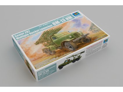 Model Kit military TRUMPETER 01075 - Soviet 2B7 Multiple Rocket Launcher BM-13 NM (1:35)