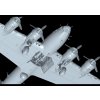 Plastový model lietadlo HK MODELS HK01F002 - B-17F Flying Fortress 1/48