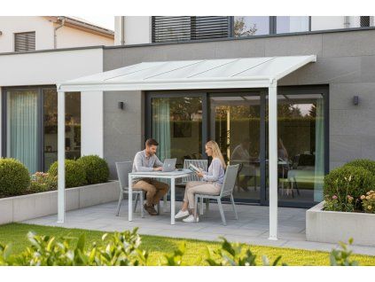 hliníková pergola LANITPLAST WALL 33 bílá + opál PC LG2119