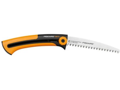fiskars pilka zahradni xtract mala ien255649