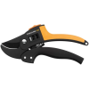 fiskars p83 zahradni nuzky powerstep ien255516