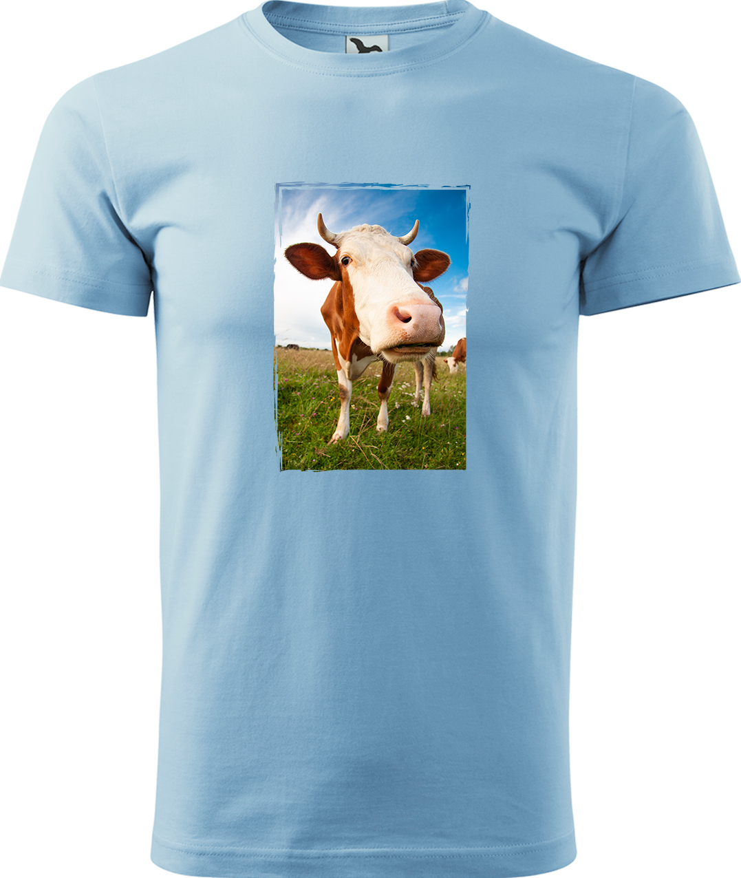 Pánské tričko s krávou - Na pastvě Velikost: 3XL, Barva: Nebesky modrá (15), Střih: pánský