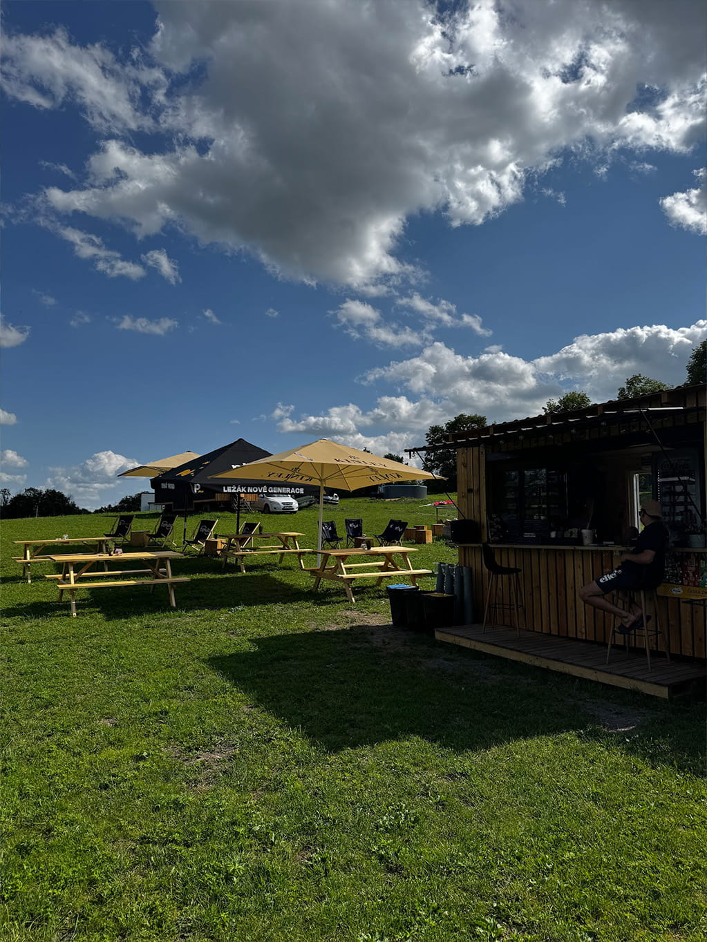 Pivní set Poctivec - zahradní piknikový stůl