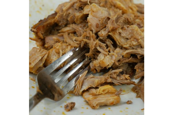 Vaříme s Hoby- Lahodné trhané maso s BBQ omáčkou