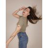 Pěkňounký croptop Olive
