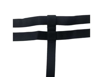 kriz na brankársku masku čierna