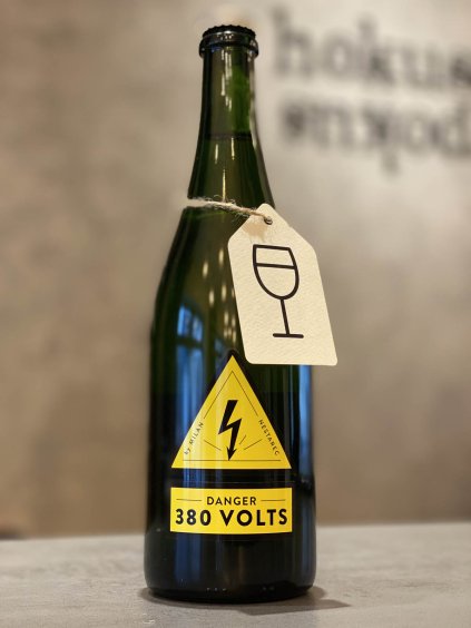 Milan Nestarec - Danger 380 Volts 2019 Pet-Nat