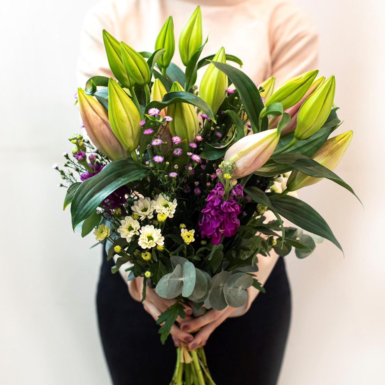 Lilies: The Elegant Queen of Flowers